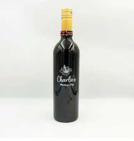  Charlie's Medium Semi Sweet 750ml